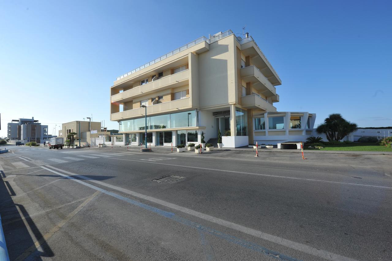 Hotel Miramare Latina Exterior photo